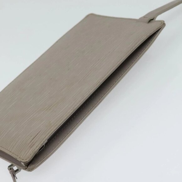 LOUIS VUITTON Epi Rochelle Pouch Lilac M5292C LV Auth 116912 - Picture 7 of 16